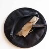 L122-SMALL-CIRCLE-ZIP-POUCH-IN-BLACK-LEATHER2⎮CLASH BAGS