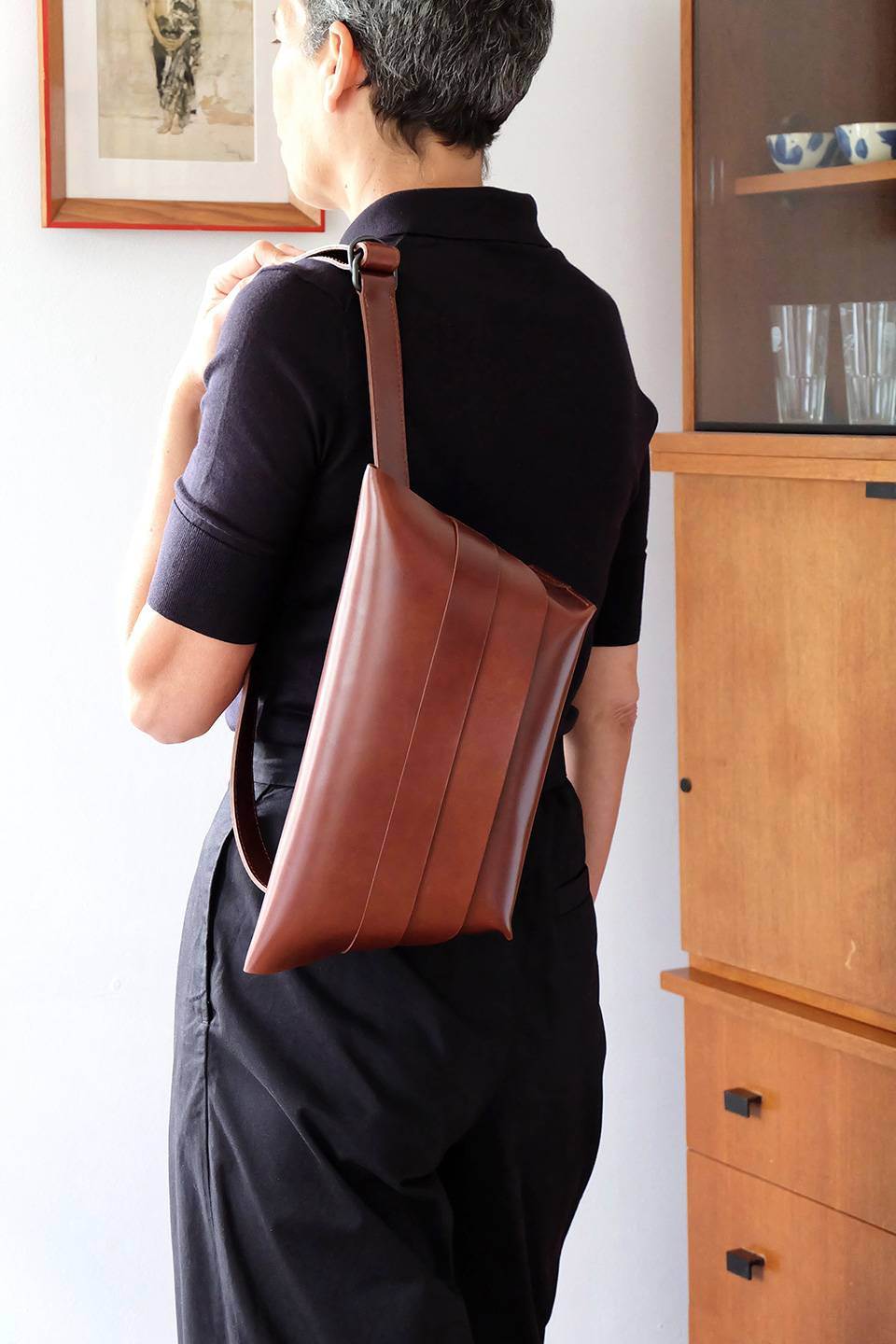 136-belt-bag-vegetable-tanned-calfskin-leather-brown-medium3⎮CLASH BAGS